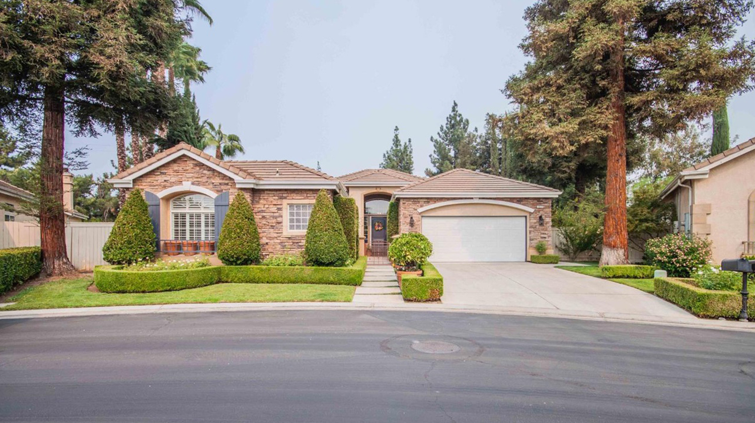 2020 W Via Frassino, Fresno, CA 93711