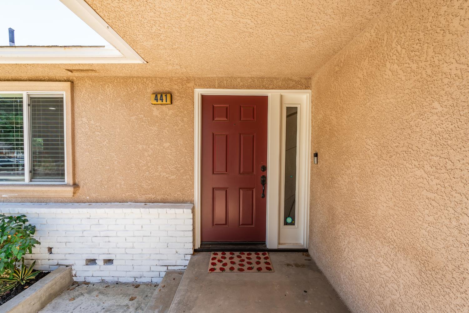 441 W Sample Ave, Fresno, CA 93704