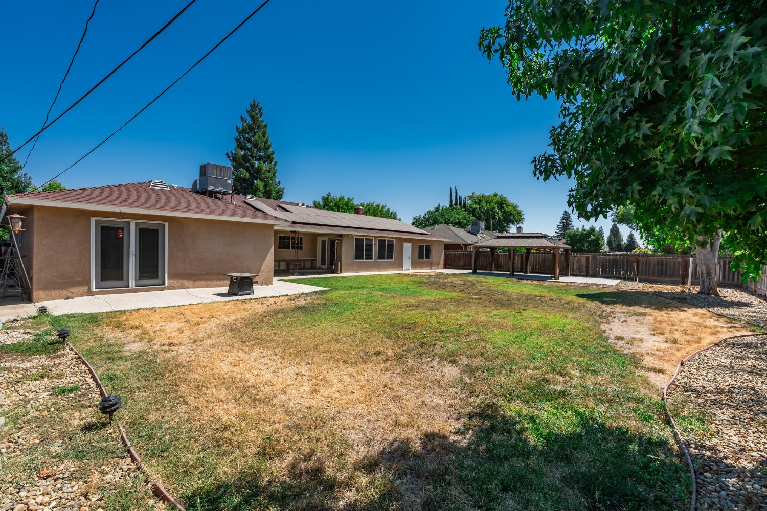 441 W Sample Ave, Fresno, CA 93704