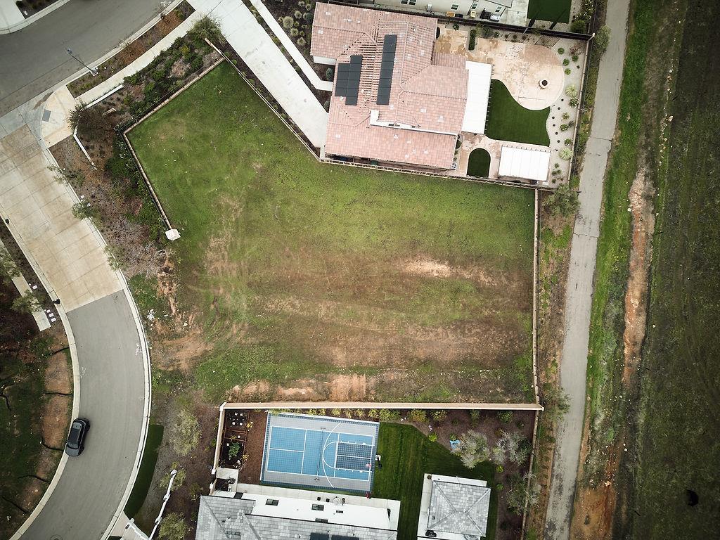 879 Terrace Pl, Madera, CA 93636