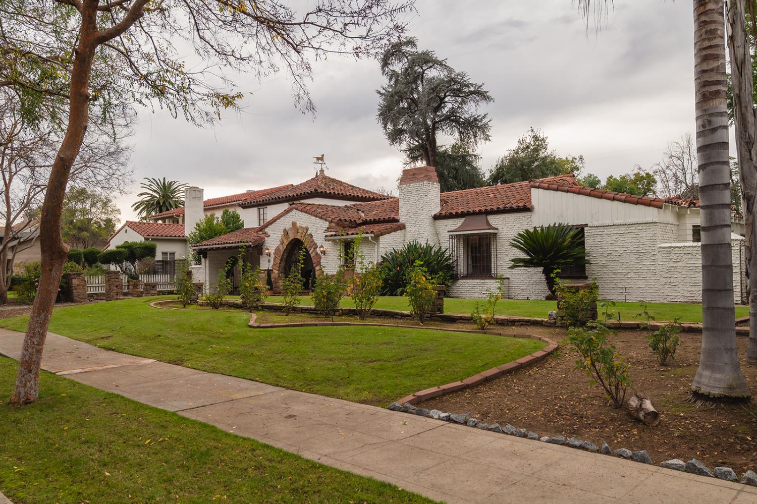 1525 N Echo Ave, Fresno, CA 93728