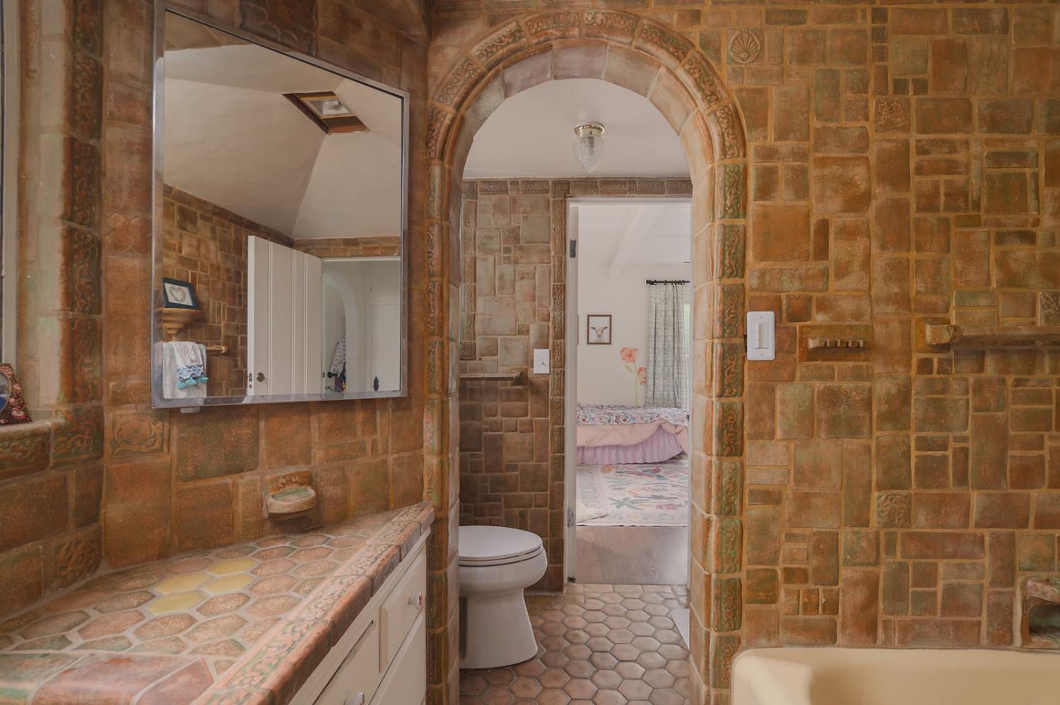 1525 N Echo Ave, Fresno, CA 93728