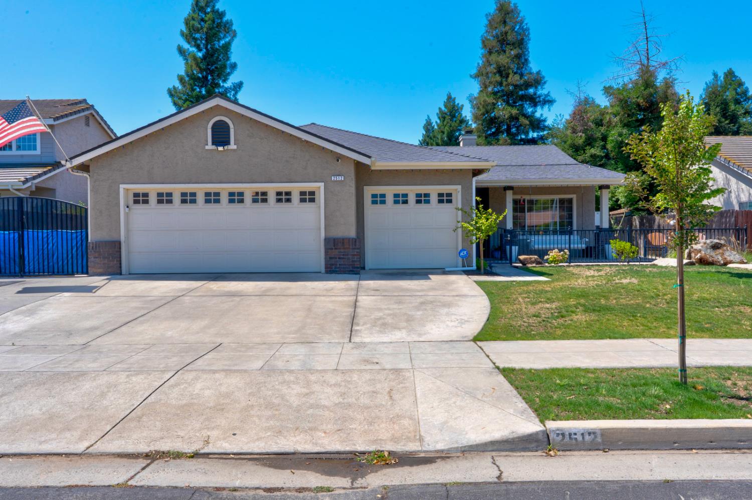 2512 Keats Ave
